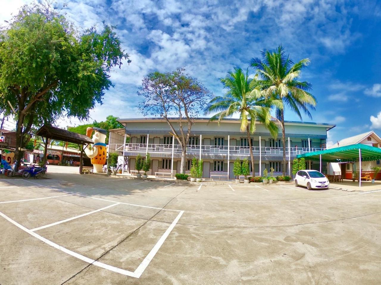 Revolution Hostel Pai Exterior photo